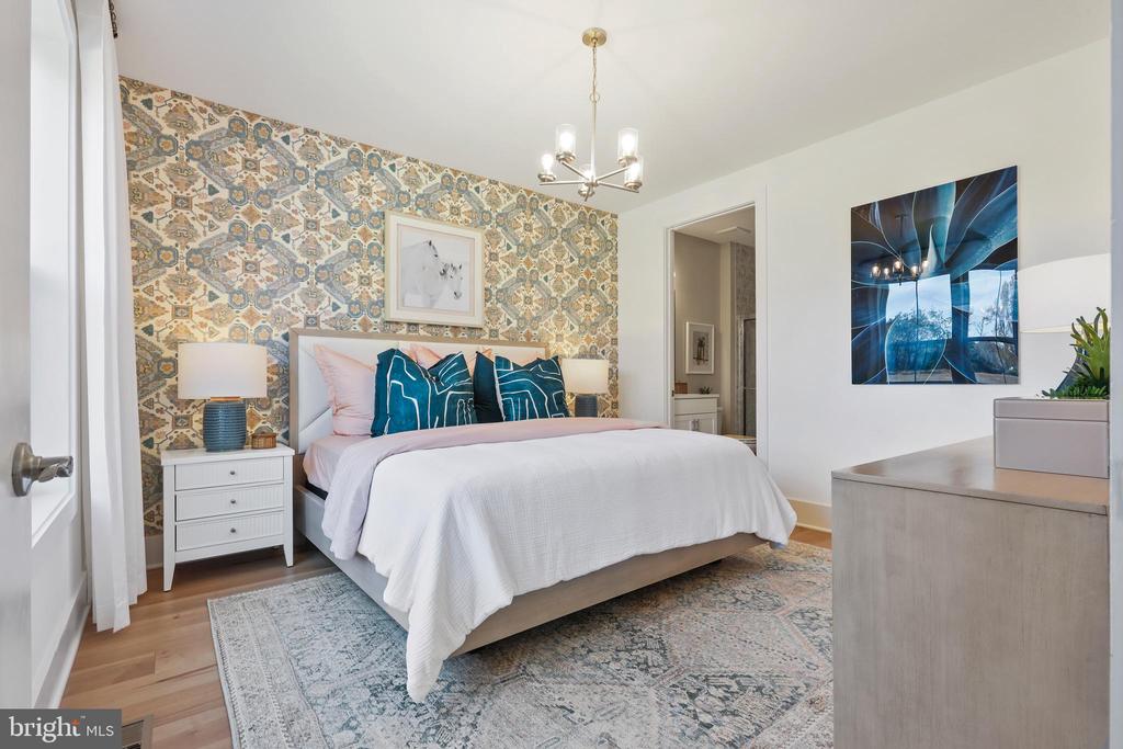 14647 SENECA FARM LANE