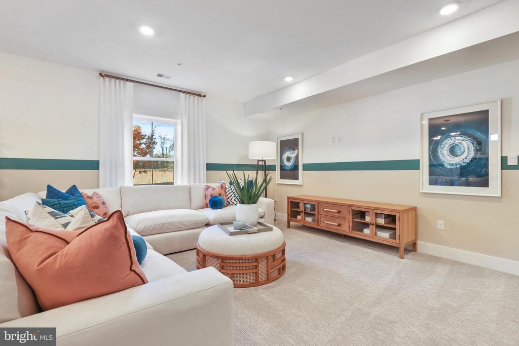 14647 SENECA FARM LANE