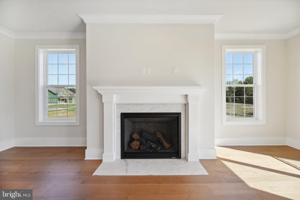 14647 SENECA FARM LANE
