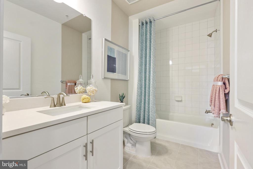 14647 SENECA FARM LANE