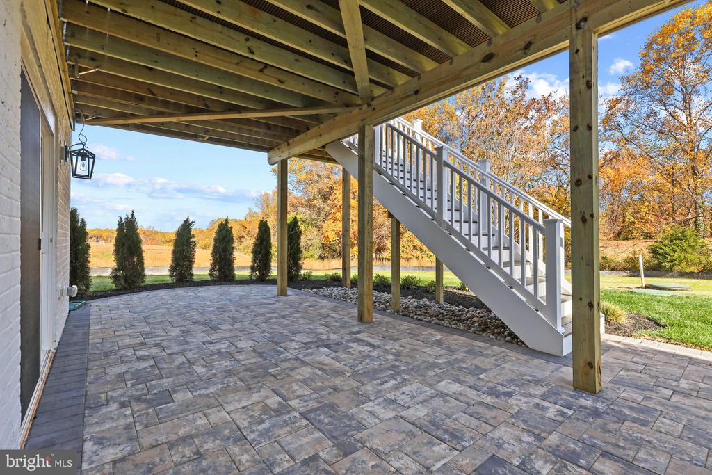 14647 SENECA FARM LANE