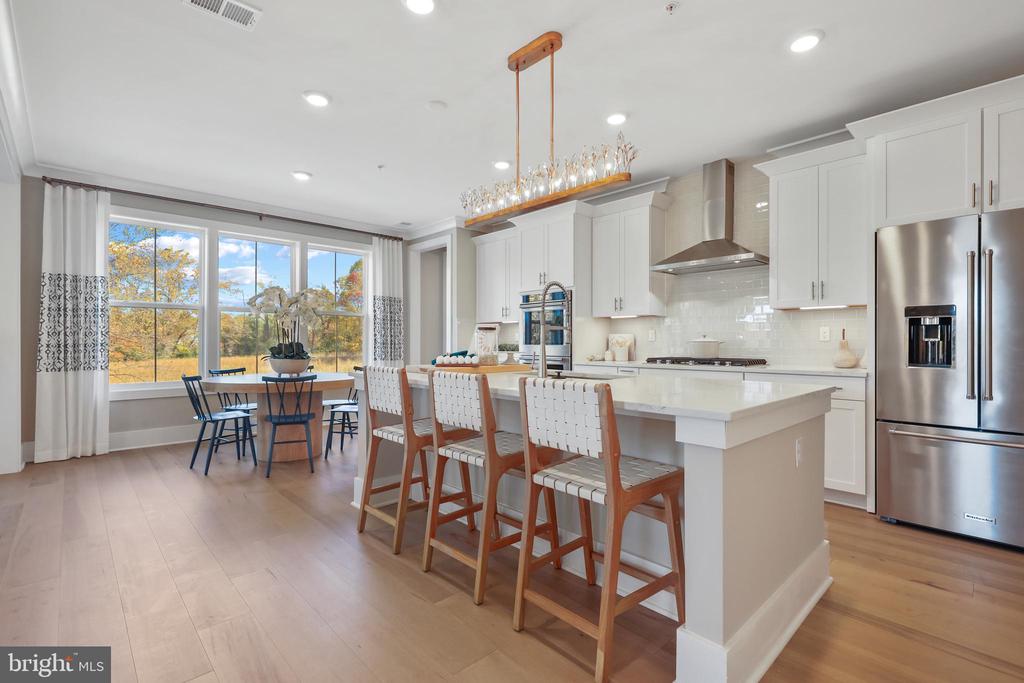 14647 SENECA FARM LANE
