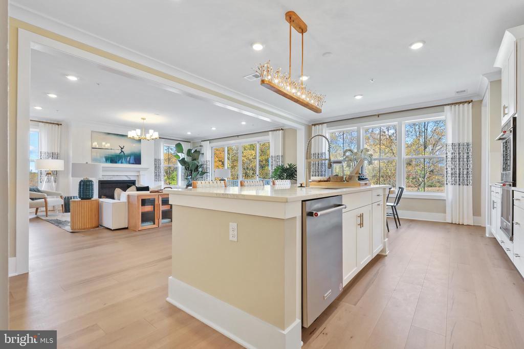 14647 SENECA FARM LANE