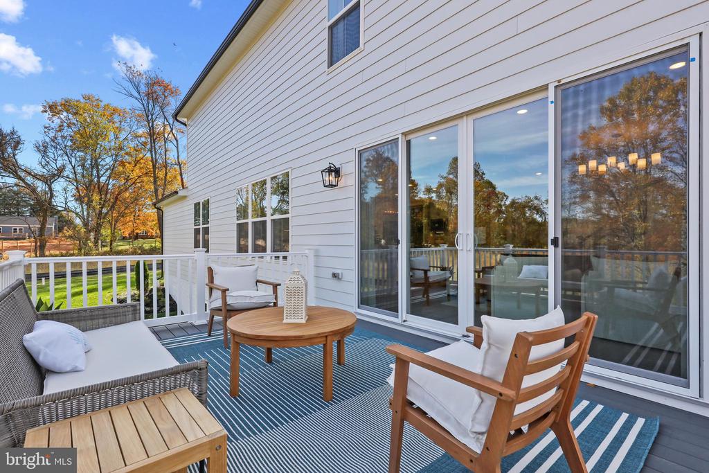 14647 SENECA FARM LANE