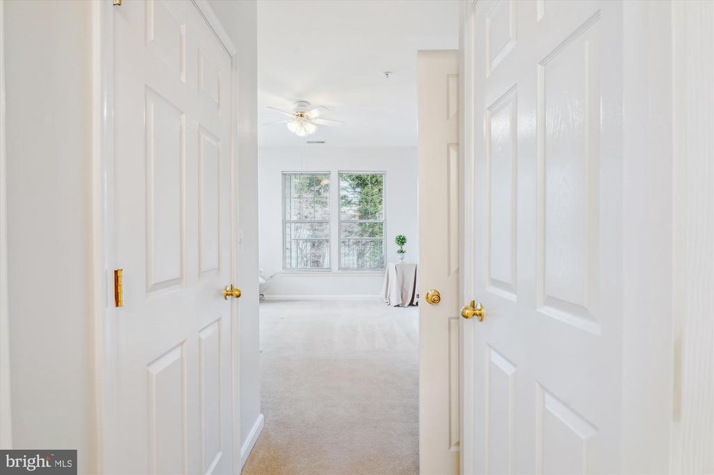 100 WATKINS POND BOULEVARD 2-206