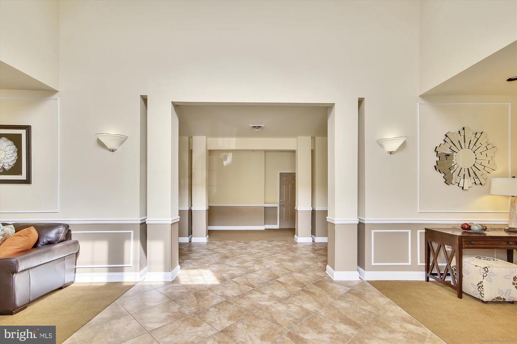 100 WATKINS POND BOULEVARD 2-206