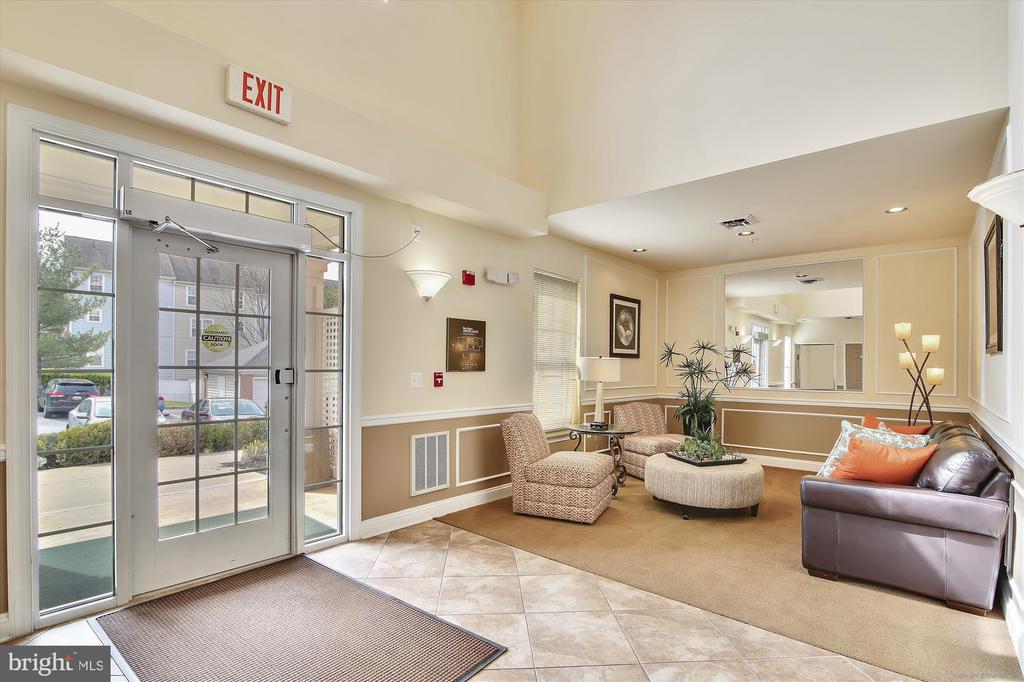 100 WATKINS POND BOULEVARD 2-206