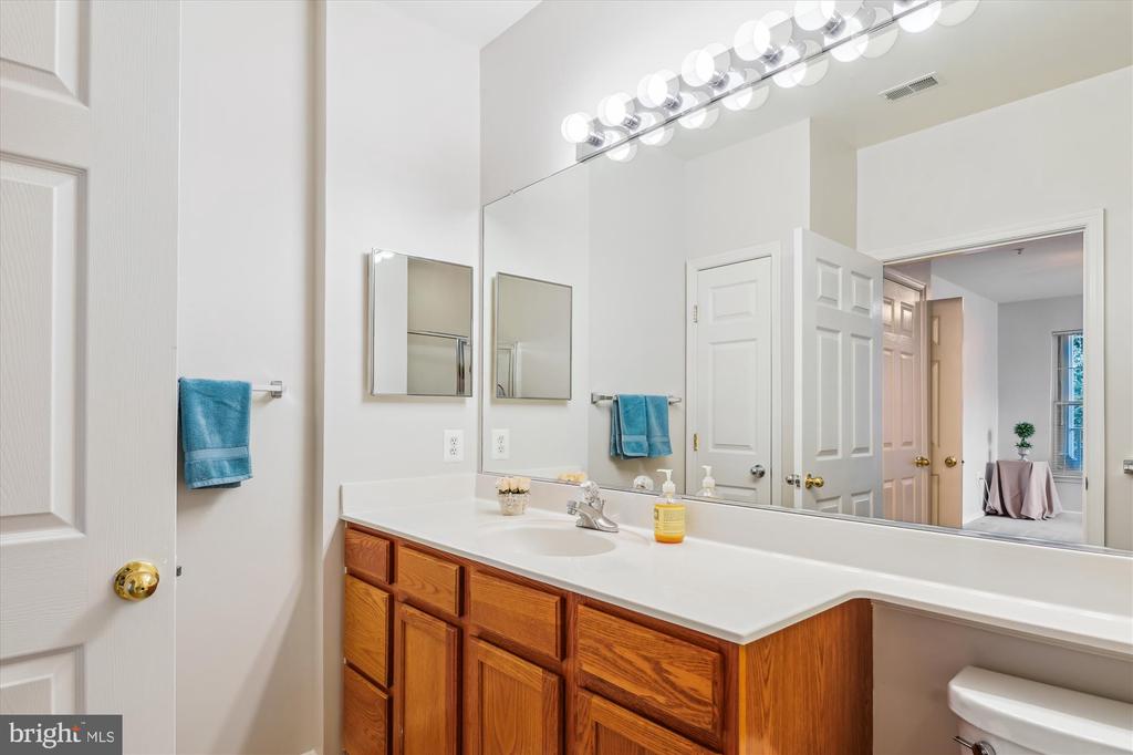 100 WATKINS POND BOULEVARD 2-206