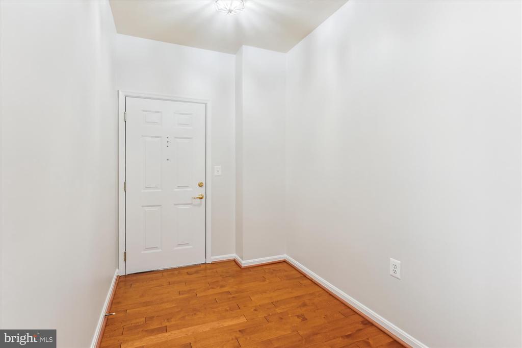 100 WATKINS POND BOULEVARD 2-206