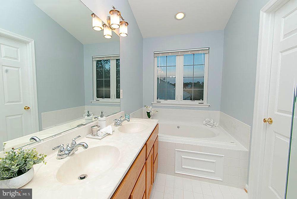 13011 ROSEBAY DRIVE 1503