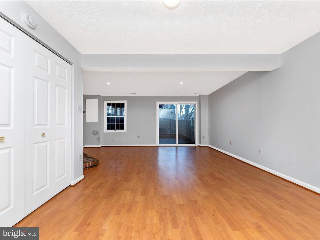 12403 WALNUT COVE CIRCLE