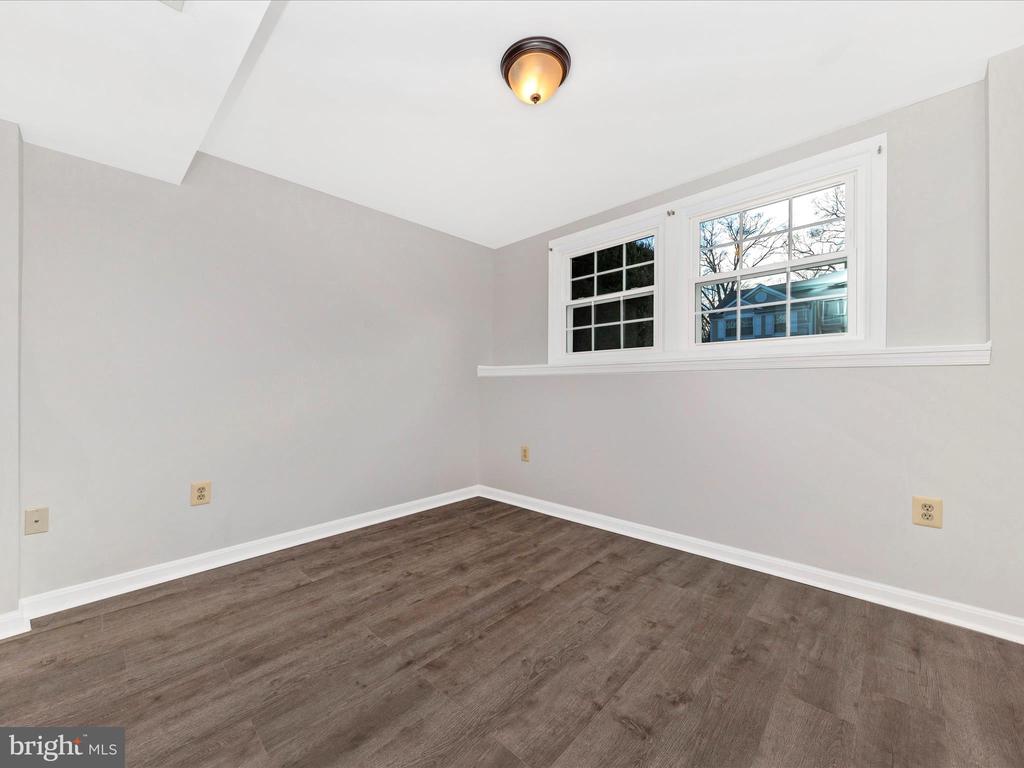 12403 WALNUT COVE CIRCLE