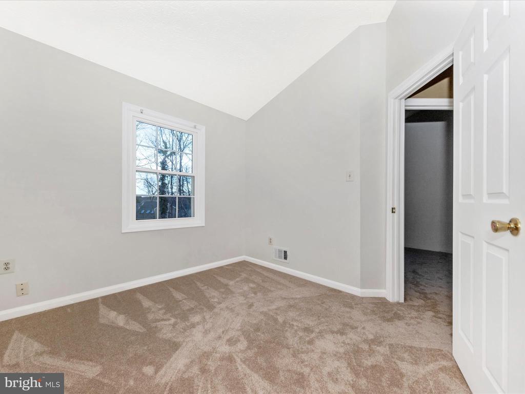 12403 WALNUT COVE CIRCLE