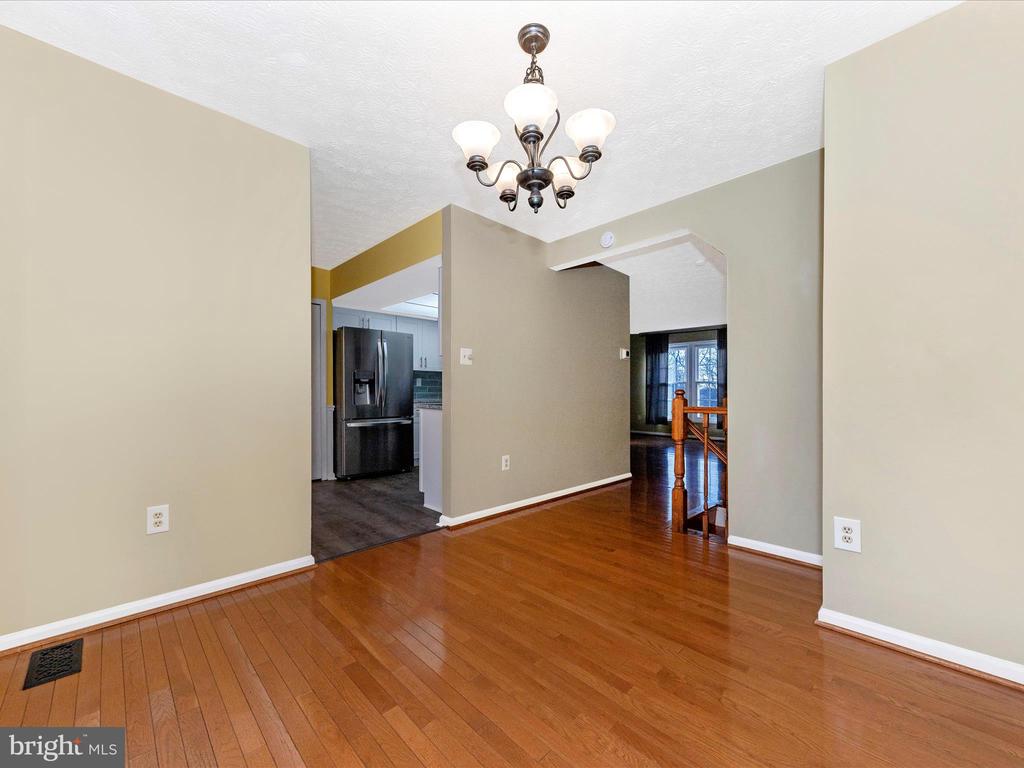 12403 WALNUT COVE CIRCLE