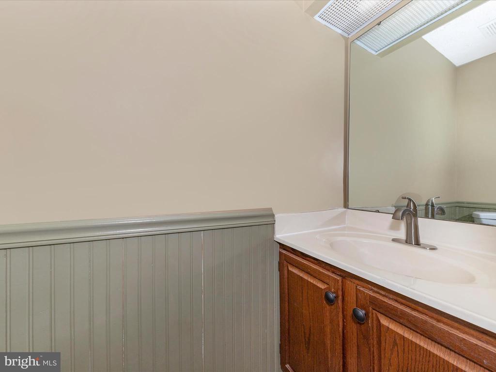12403 WALNUT COVE CIRCLE