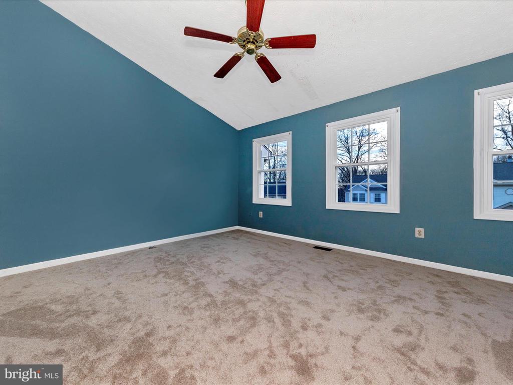 12403 WALNUT COVE CIRCLE