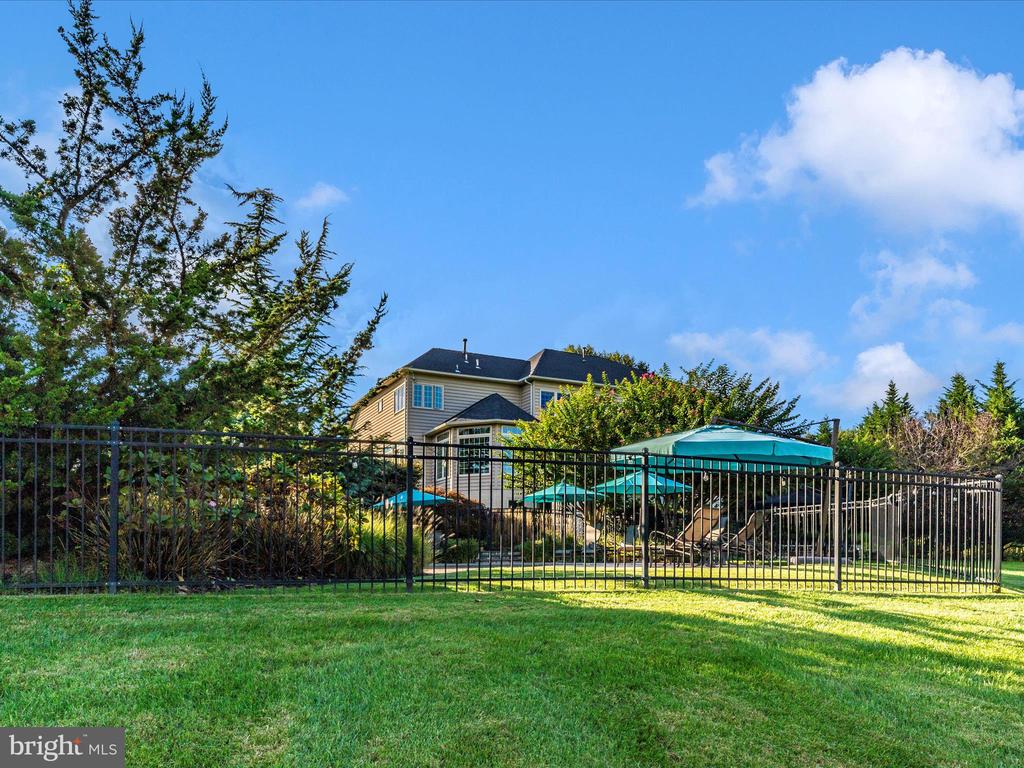 22321 ESSEX VIEW DRIVE