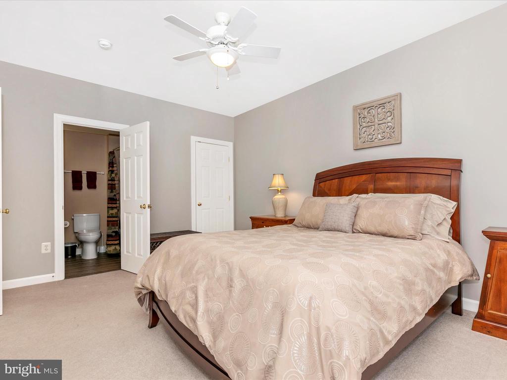 22321 ESSEX VIEW DRIVE