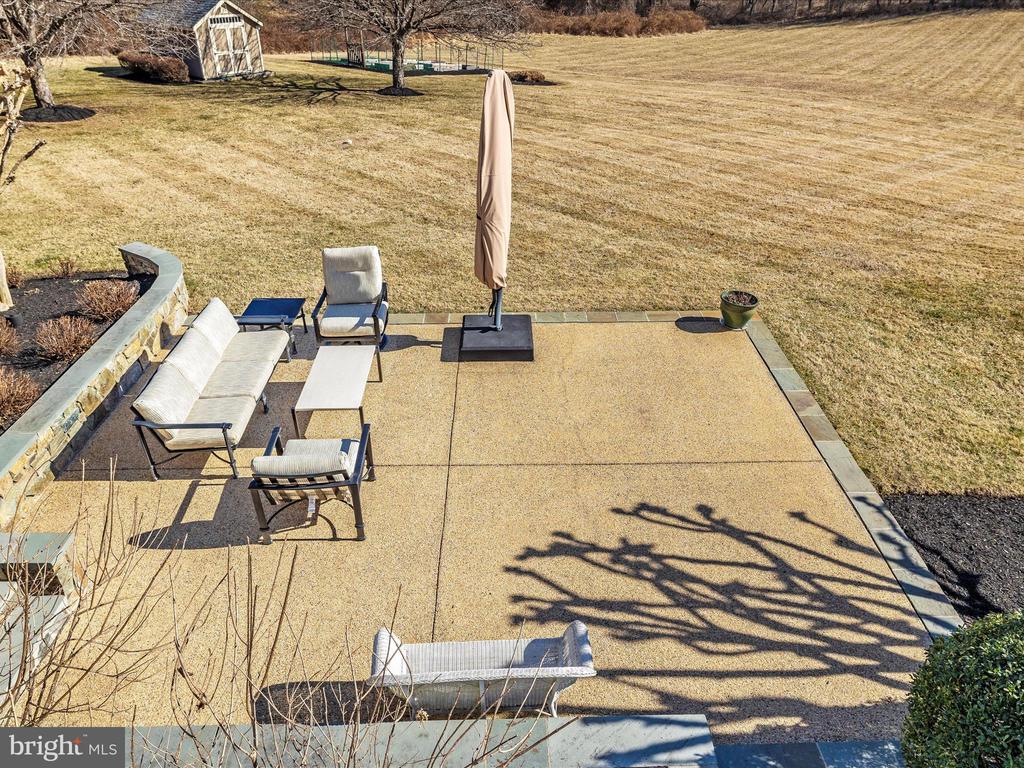 22321 ESSEX VIEW DRIVE