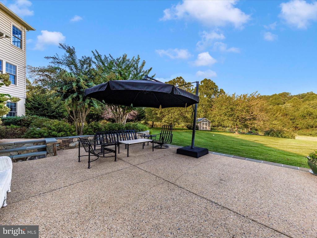 22321 ESSEX VIEW DRIVE