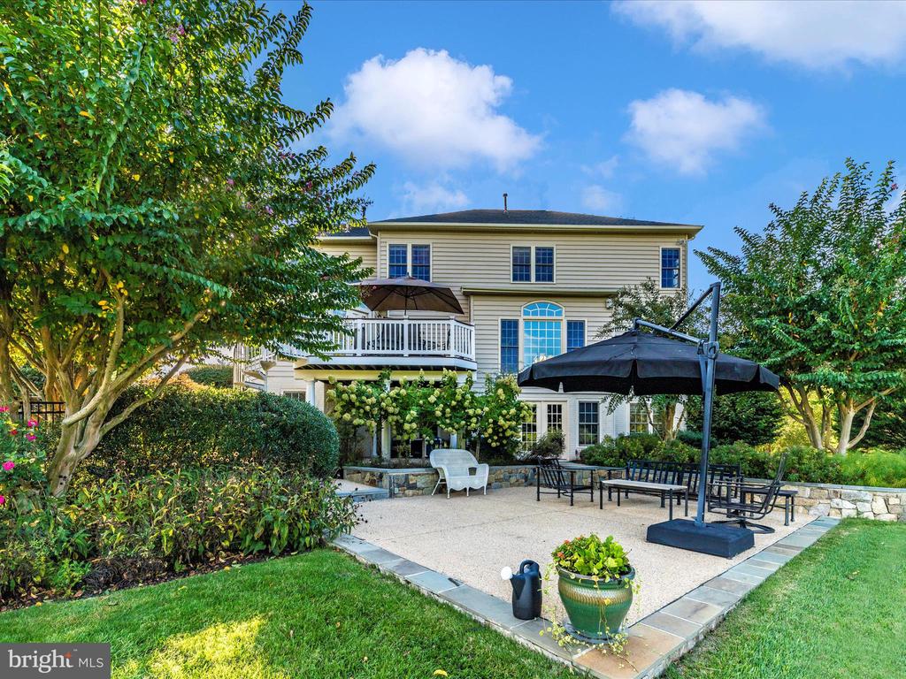 22321 ESSEX VIEW DRIVE