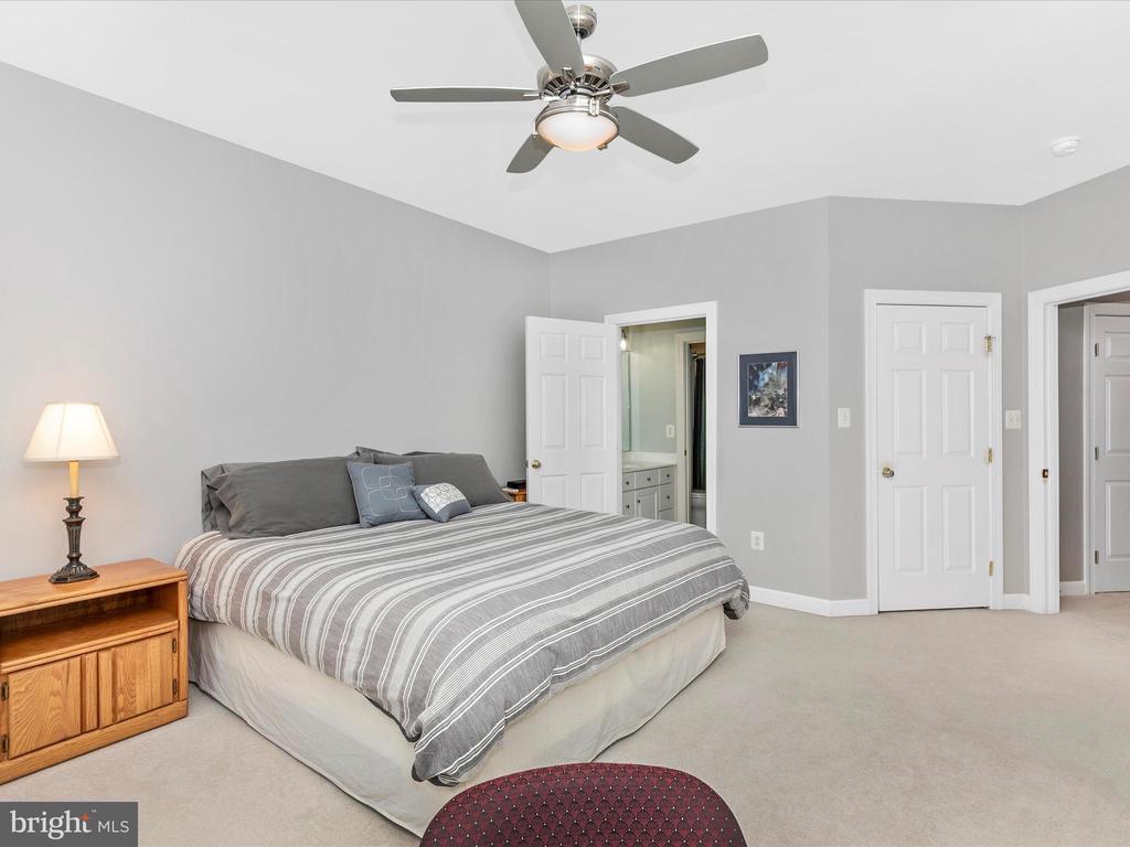 22321 ESSEX VIEW DRIVE