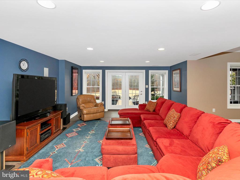 22321 ESSEX VIEW DRIVE