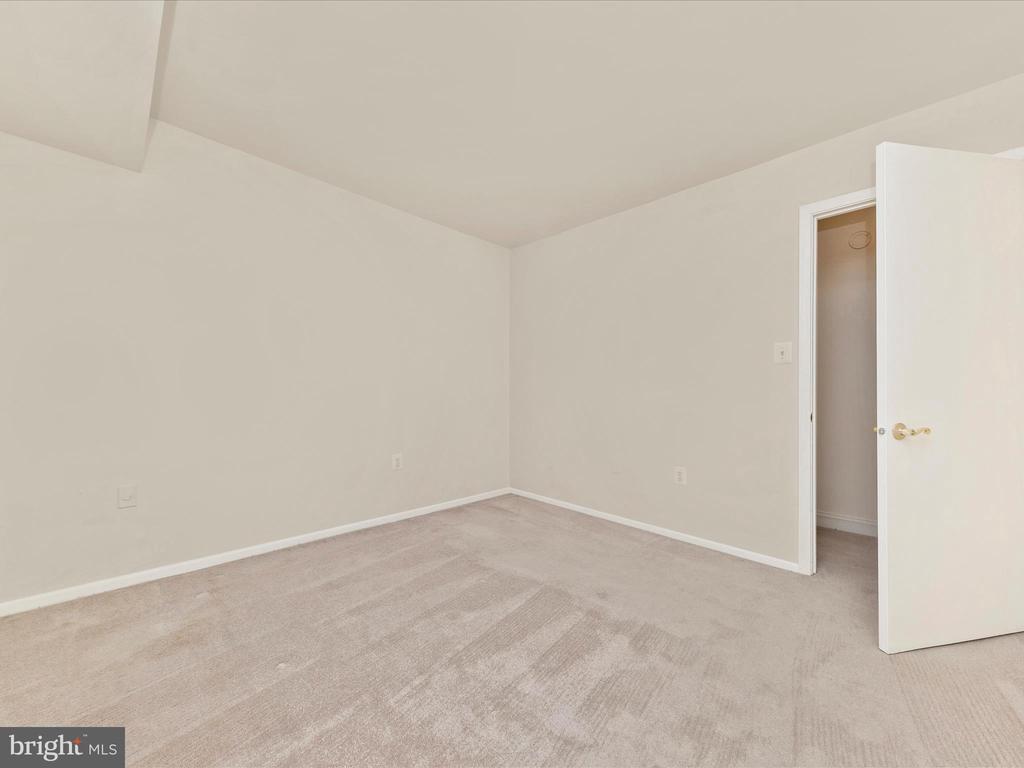 5105 CROSSFIELD COURT 328