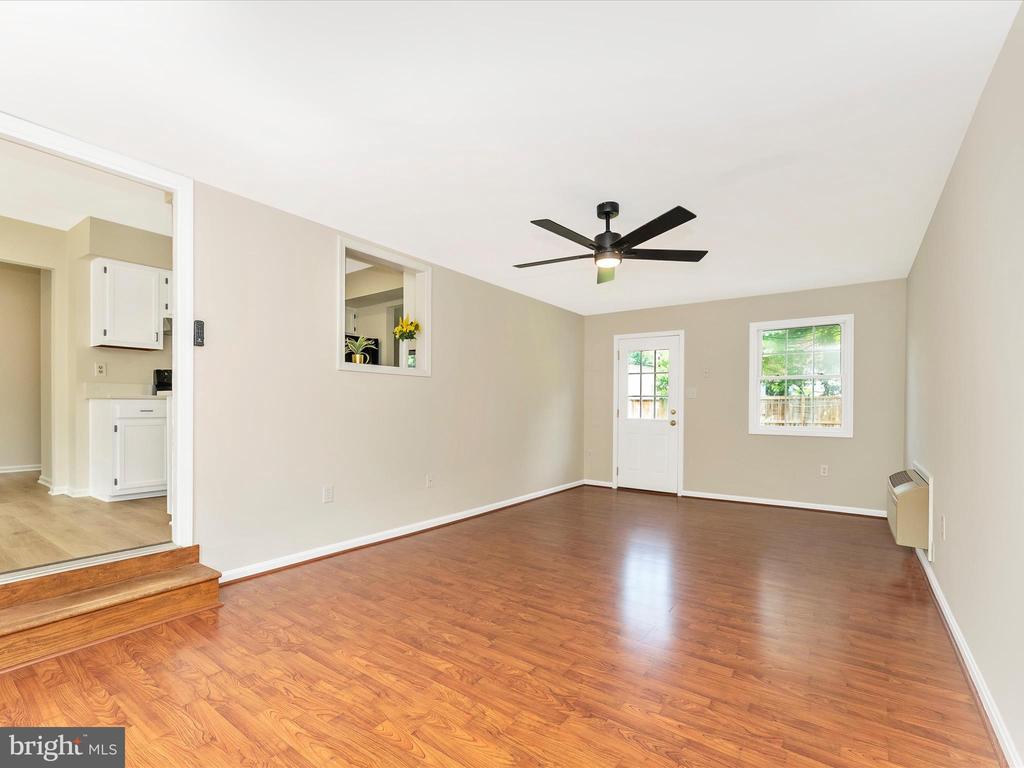 25 FILBERT COURT