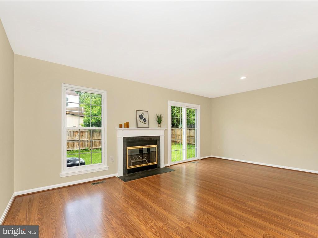 25 FILBERT COURT