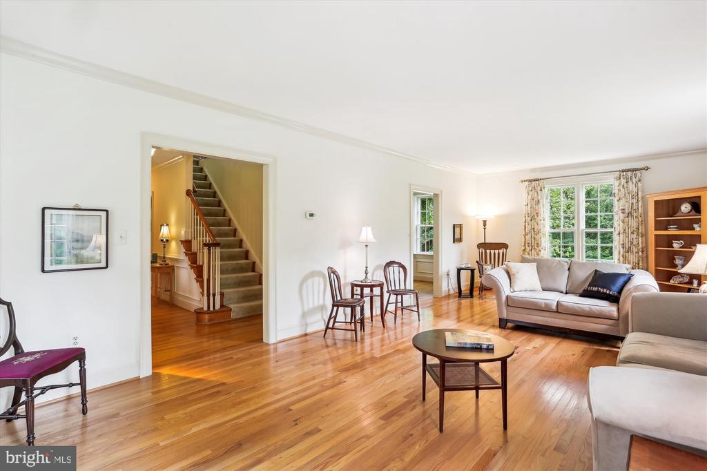 22217 CREEKVIEW DRIVE