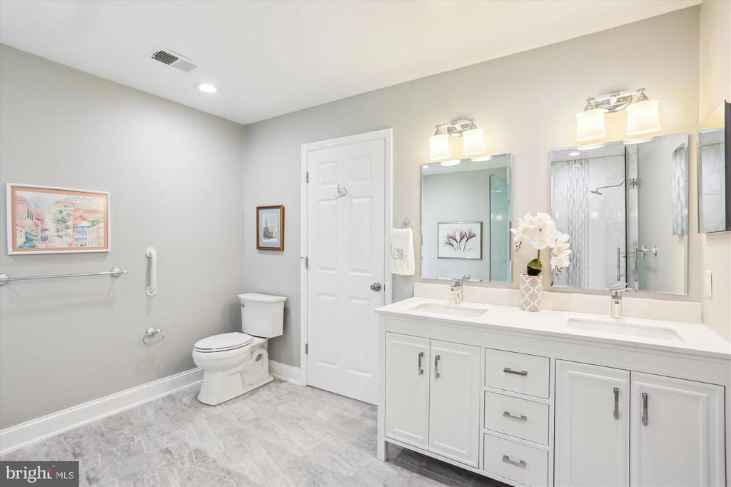 22217 CREEKVIEW DRIVE