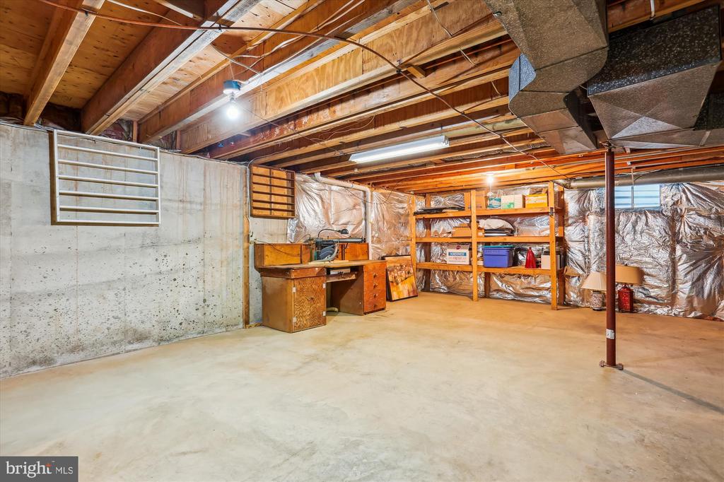 22217 CREEKVIEW DRIVE