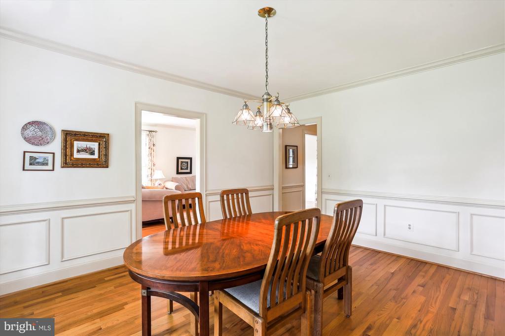 22217 CREEKVIEW DRIVE