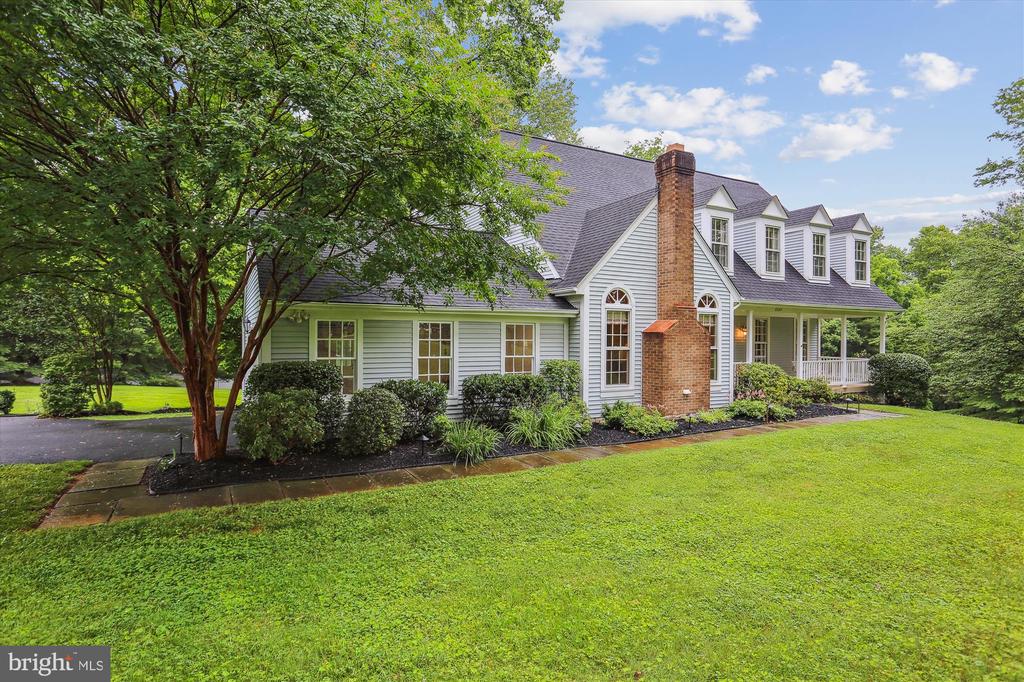 22217 CREEKVIEW DRIVE