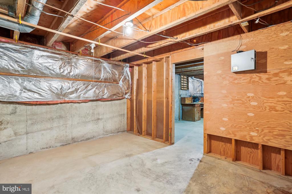 22217 CREEKVIEW DRIVE