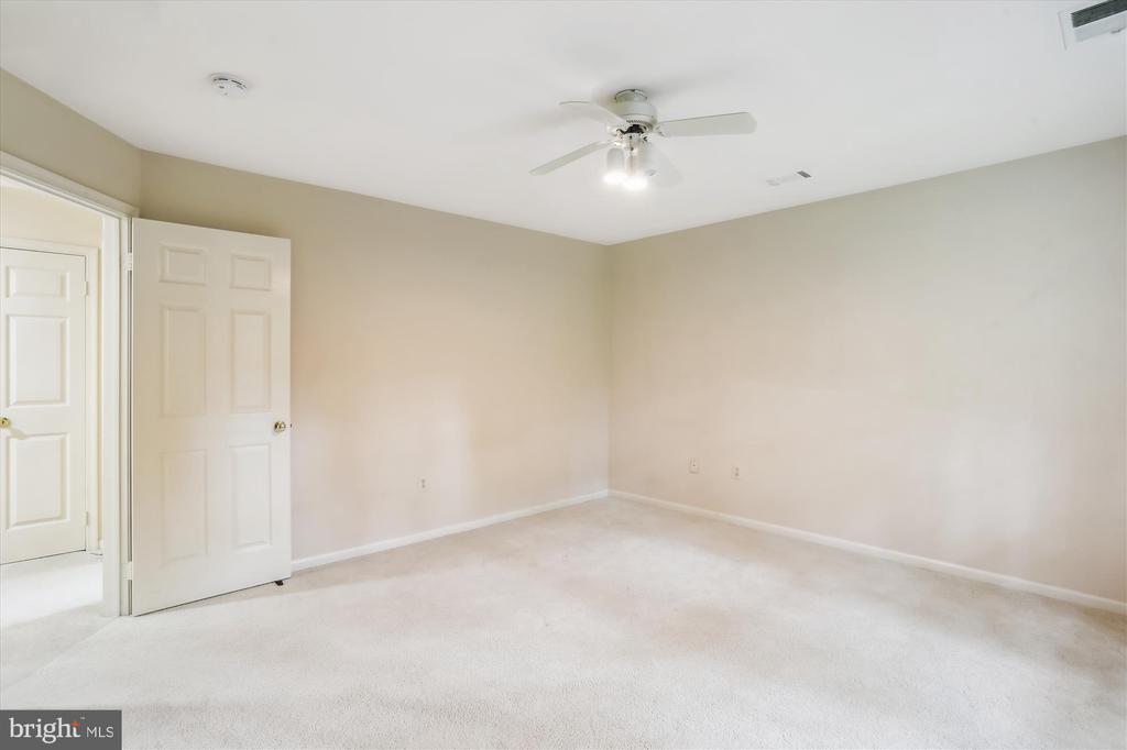 22217 CREEKVIEW DRIVE