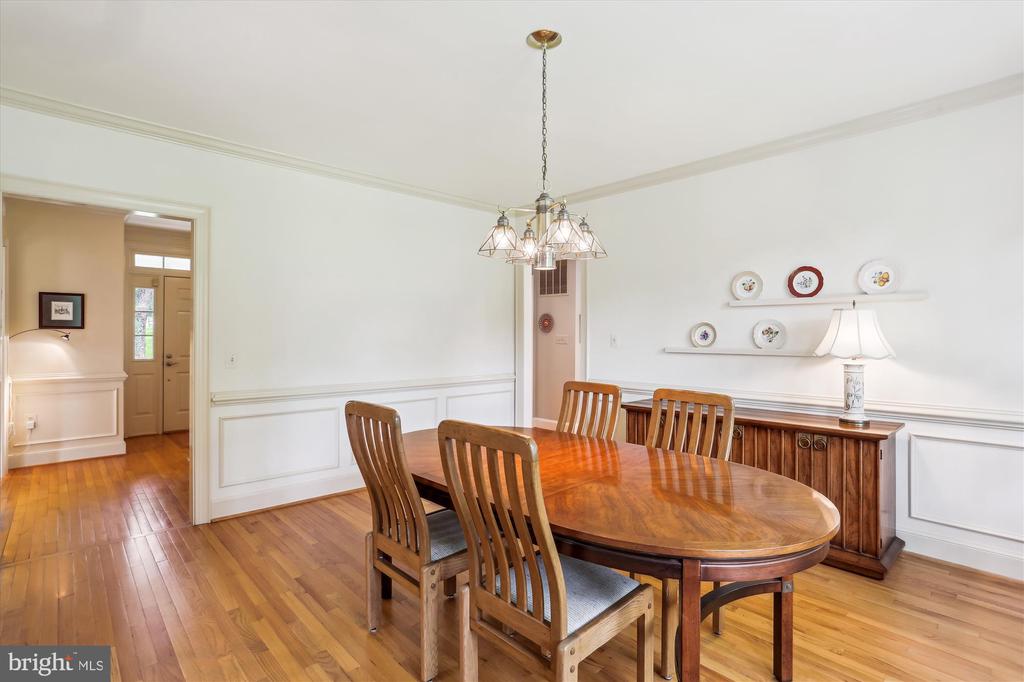 22217 CREEKVIEW DRIVE