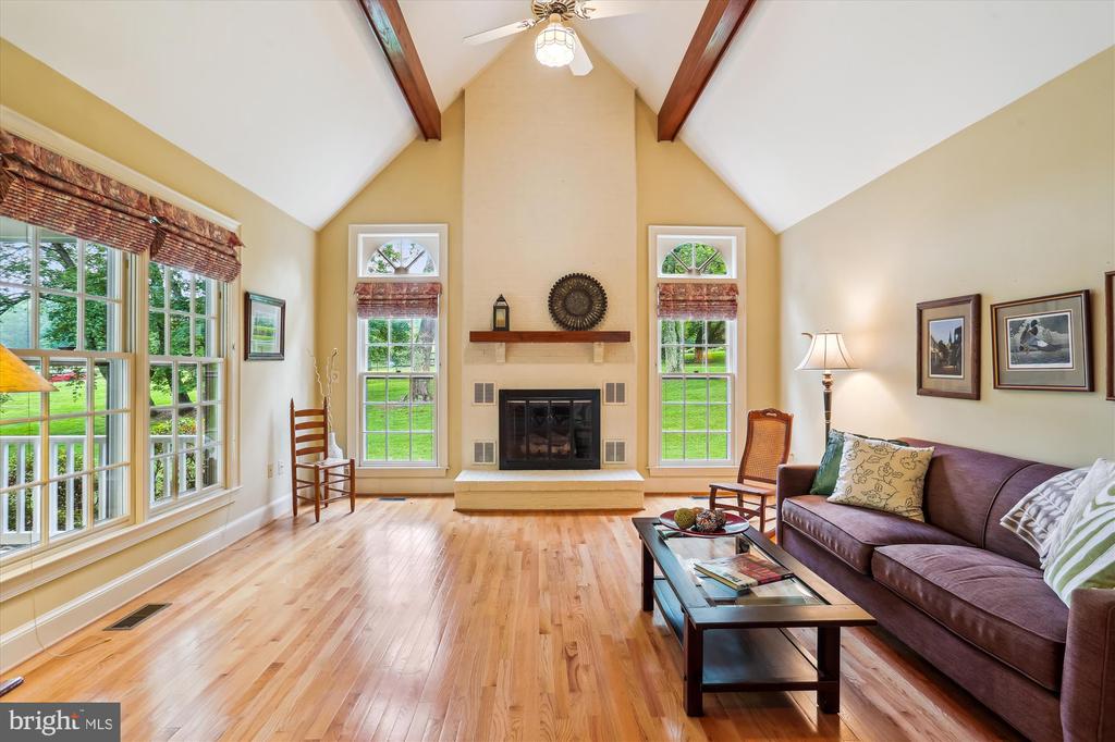22217 CREEKVIEW DRIVE