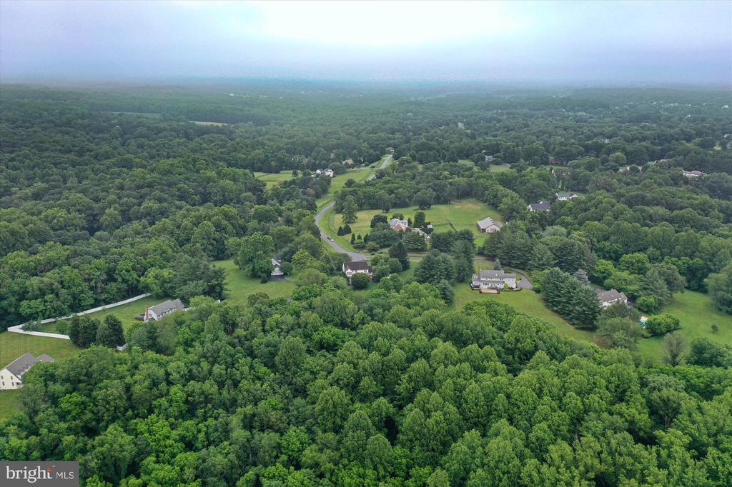 22217 CREEKVIEW DRIVE