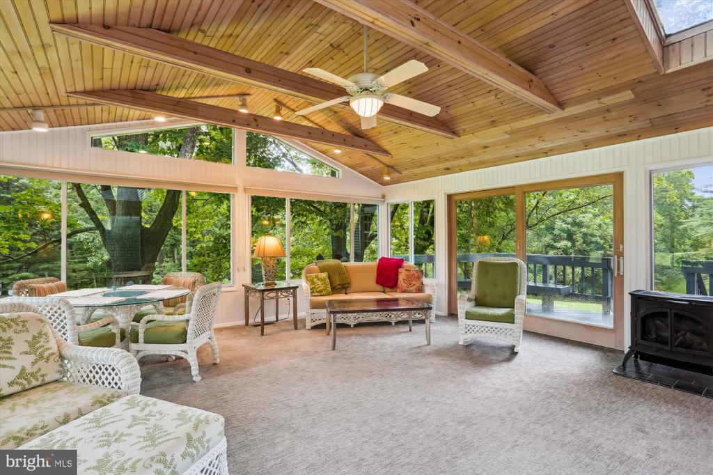 22217 CREEKVIEW DRIVE