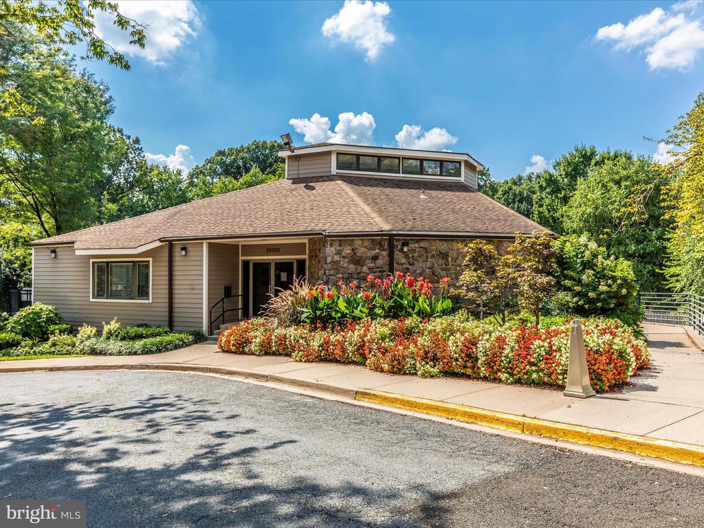 13420 BIDDEFORD COURT