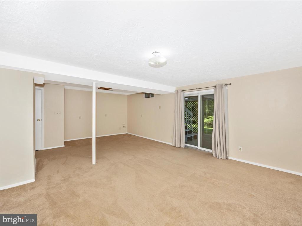 23732 ROLLING FORK WAY