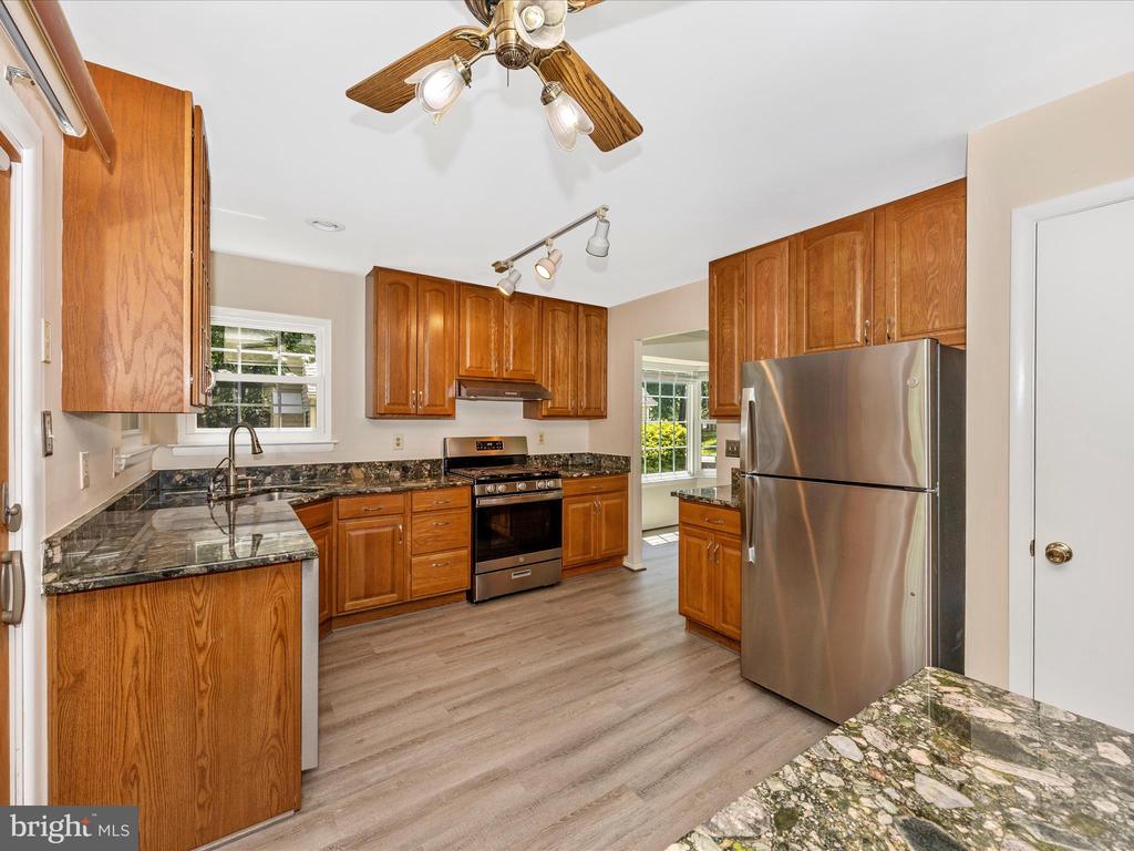 23732 ROLLING FORK WAY