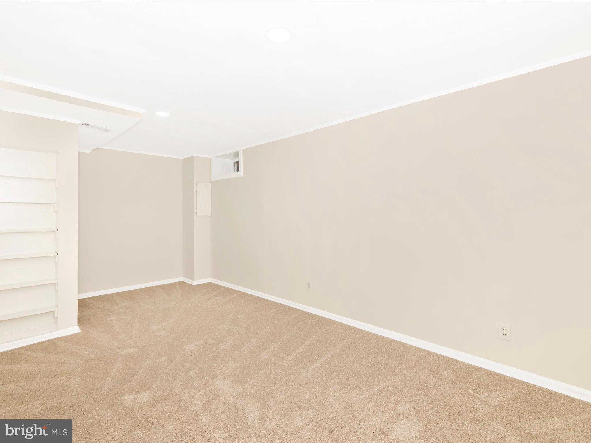 11181 CAPTAINS WALK COURT