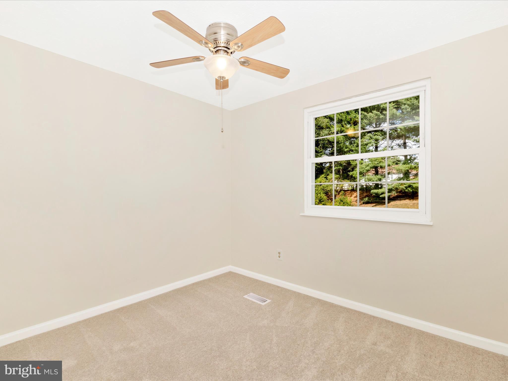 11181 CAPTAINS WALK COURT