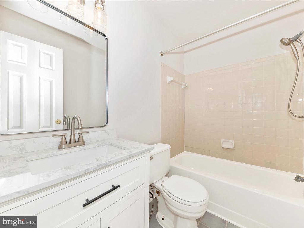20637 SHADYSIDE WAY 101