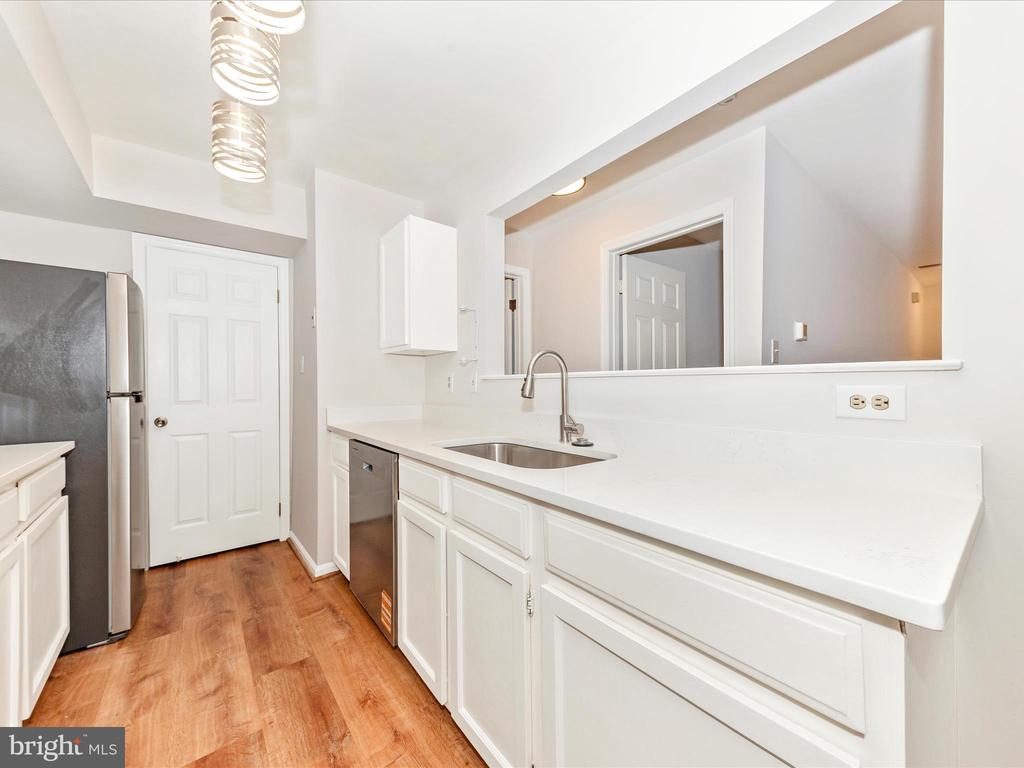 20637 SHADYSIDE WAY 101