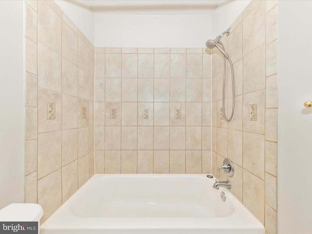 20637 SHADYSIDE WAY 101