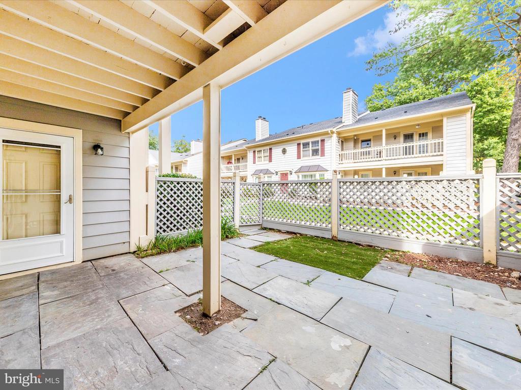 20637 SHADYSIDE WAY 101